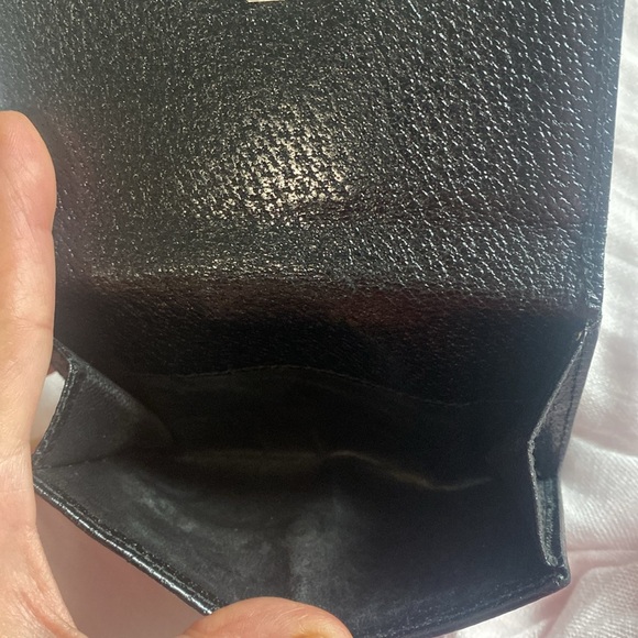 Gucci black compact 🌹leather wallet Great used Condition - Picture 9 of 12
